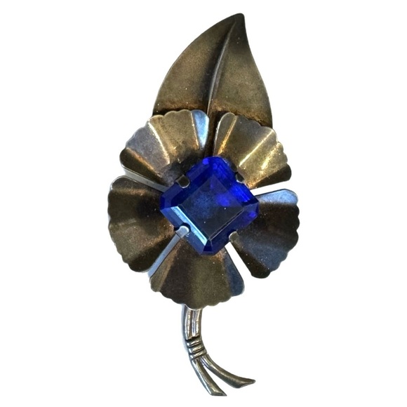 Vintage Jewelry - Huge antique flower blue glass crystals cabochon sterling silver brooch pin